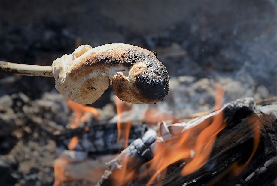 Stockbrot Bild Annca Pixabay