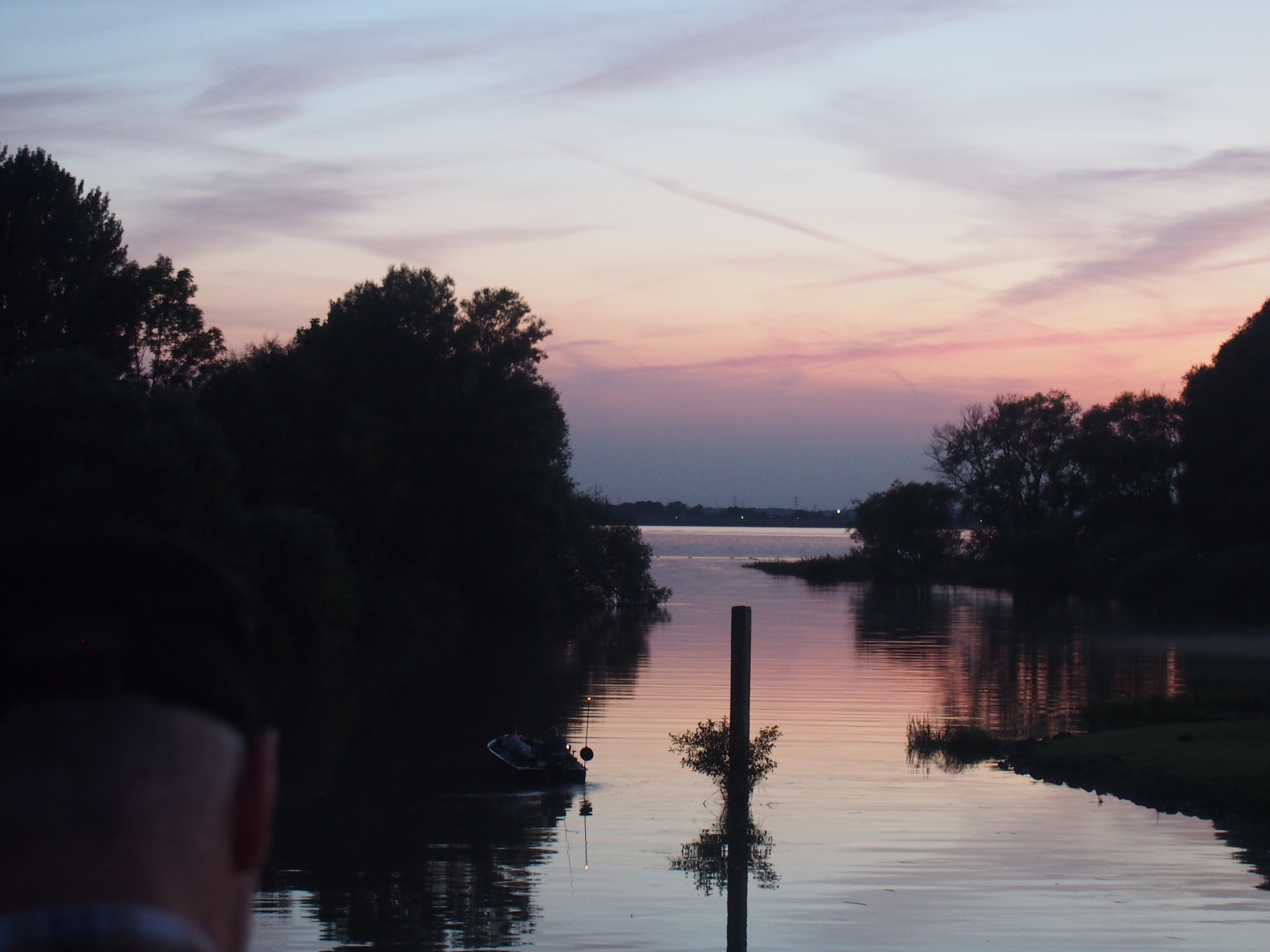 See im Sonnenuntergang See im Sonnenuntergang